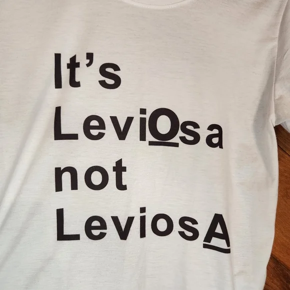 Harry Potter It's LeviOsa not LeviosA Hermione Granger quote white medium tshirt - Picture 3 of 10
